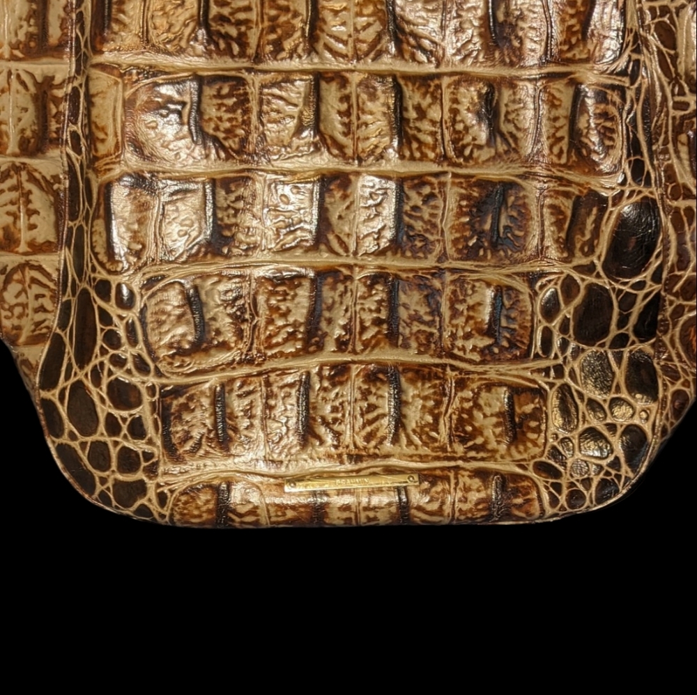Purse BRAHMIN BAG Drop price to 110. w/free shipping!!